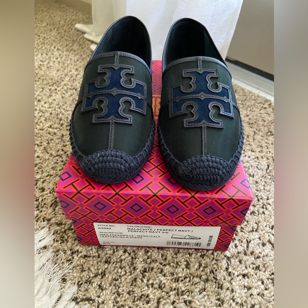 Authentic Tory Burch Ines Espadrille Mesh 
Leather Silk Suede Malachite/Navy - Picture 3 of 13